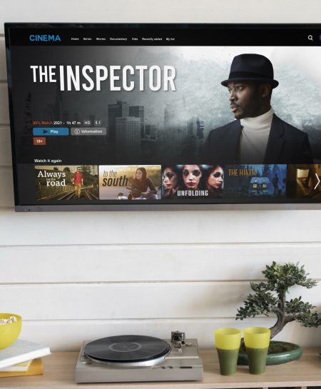 tv-hanged-wall-indoors-scaled.jpg